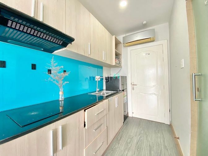 Hình ảnh Mb6623 nạp rút nhanh chóng studio sàn gỗ ban công ngay tại Nguyễn Thái Bình