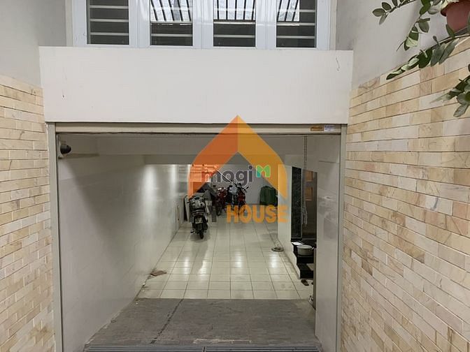 Hình ảnh Yêu là phải nói, thích thì phải thuê nhà đẹp có hầm,thang máy chỉ 18tr