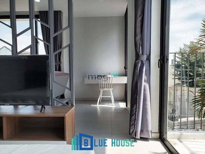 Hình ảnh Ban công_Mới xây_Đối diện Etown, Ngay Cộng Hòa_VIP