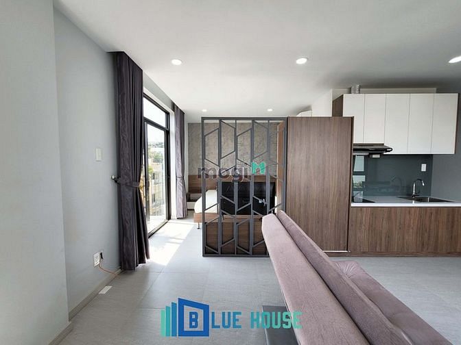 Hình ảnh Ban công_Mới xây_Đối diện Etown, Ngay Cộng Hòa_VIP