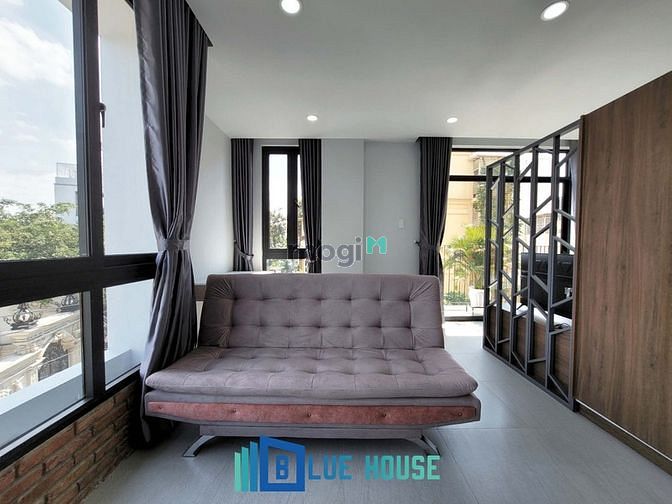 Hình ảnh Ban công_Mới xây_Đối diện Etown, Ngay Cộng Hòa_VIP
