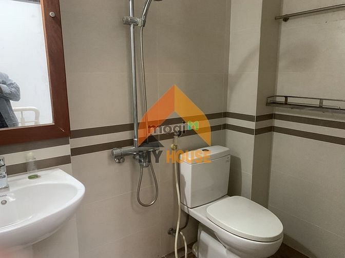 Hình ảnh Yêu là phải nói, thích thì phải thuê nhà đẹp có hầm,thang máy chỉ 18tr
