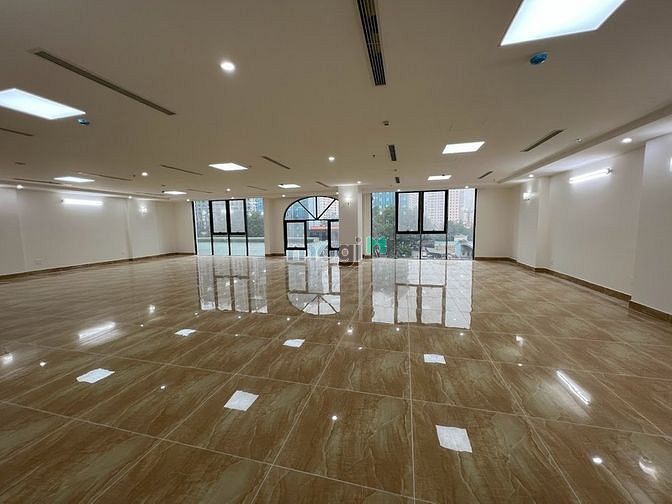 Hình ảnh Chính chủ cho thuê nhà MP Trung Hòa-Cầu Giấy -Dt 276m2 x 8 t,  MT 12m