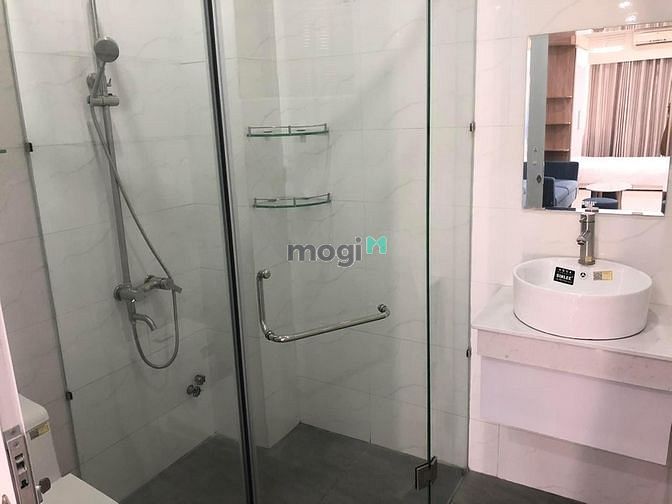 Hình ảnh Cộng Hòa Đối Diện Etown Studio ban công 35m2 gần Sân Bay Hỗ Trợ Cọc