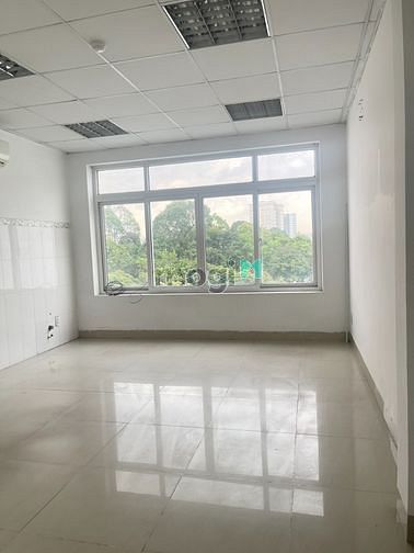 Hình ảnh MT Phạm Ngọc Thạch Q3 Thang Máy. Full Máy Lạnh 1Tr_Lửng_4Lầu_ST_13PN.