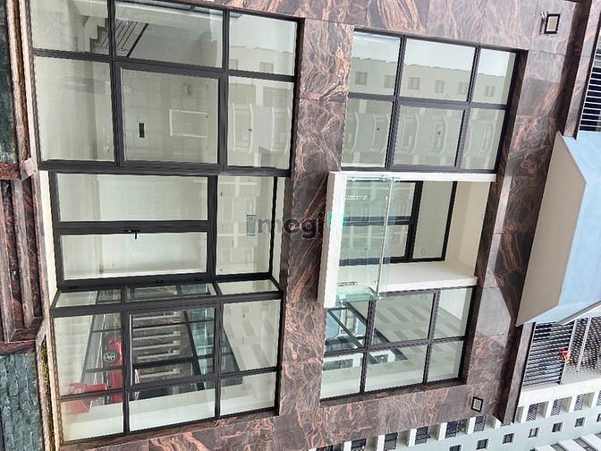 Hình ảnh Shophouse chân đế chung cư quảng trường thành phố Hoà Bình