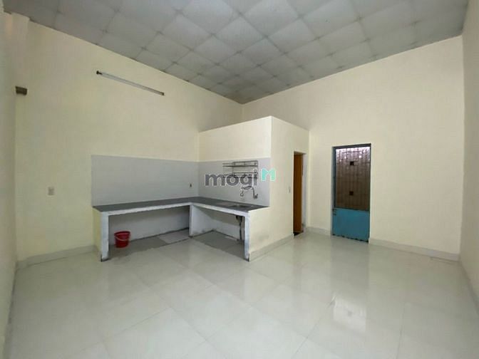 Hình ảnh Bán gấp nhà Bùi Văn Ba giá 1 tỷ 150tr SHR HXH