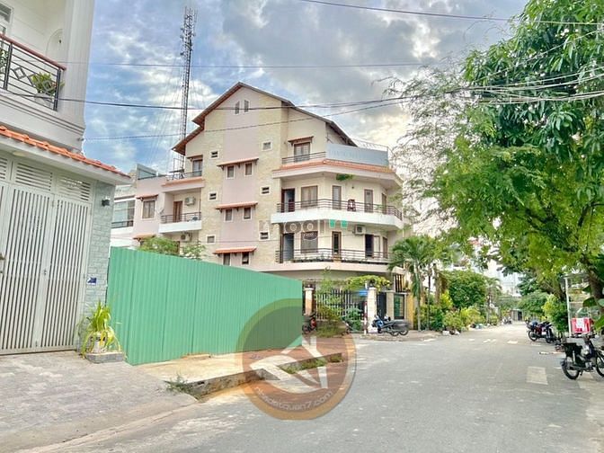 Hình ảnh Lô Gốc 2 Mặt Tiền Đường Số Tân Quy ,Quân 7