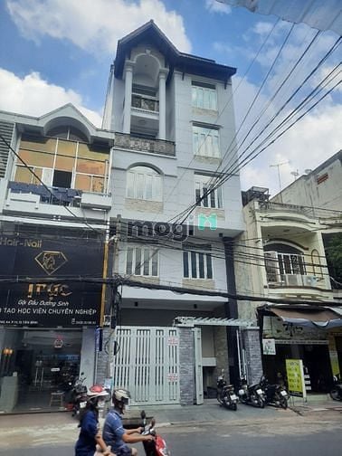 Hình ảnh Cho thuê Tòa Nhà Đường A4 Quận Tân Bình.DTSD 650m2. Hầm 5 lầu