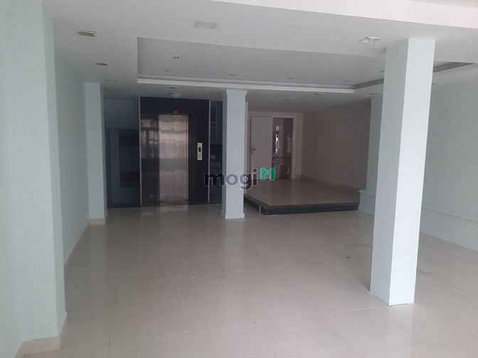 Hình ảnh Cho thuê Tòa Nhà Đường A4 Quận Tân Bình.DTSD 650m2. Hầm 5 lầu