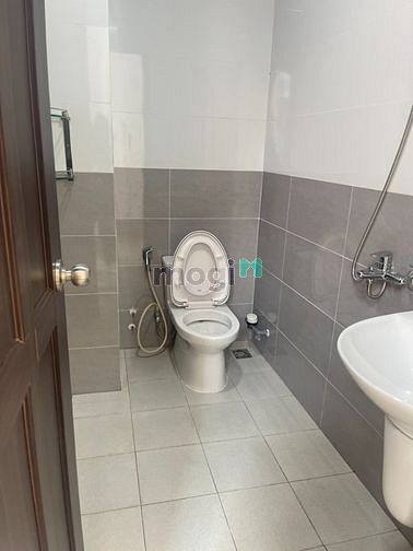 Hình ảnh MT Trần Hưng Đạo Thang Máy_1Tr_1L_4L_ST.