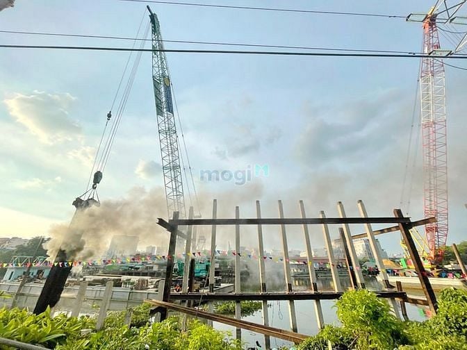 Hình ảnh Bán Mặt Tiền KDBB sầm Uất Trần Xuân soạn ,Q7