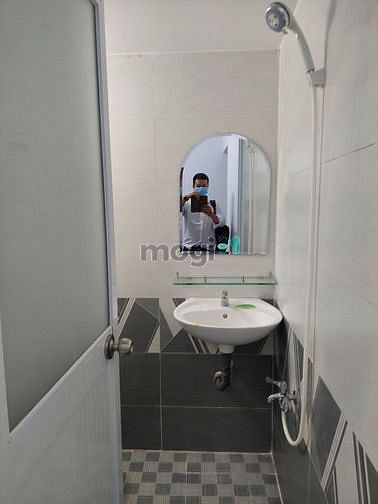 Hình ảnh Hiếm nhà 4 TẦNG đang cho thuê , BẠCH ĐẰNG chỉ hơn 2 tỷ