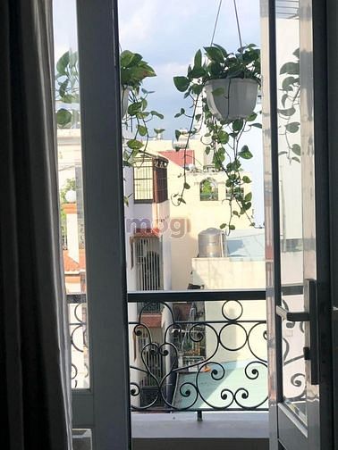 Hình ảnh CHDV Balcon siêu rộng siêu thoáng ngay Trần Văn Dư