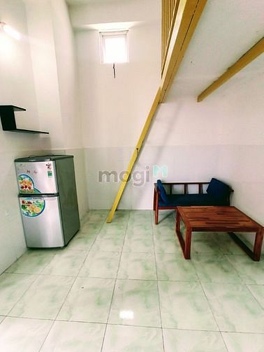 Hình ảnh Phòng Gác Lửng + Ban Công + Máy Lạnh Gần Etown 2