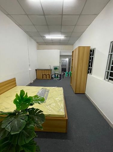 Hình ảnh Cho Thuê Căn Hộ Studio Sân Bay có Ban Công Riêng