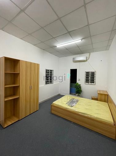 Hình ảnh Cho Thuê Căn Hộ Studio Sân Bay có Ban Công Riêng