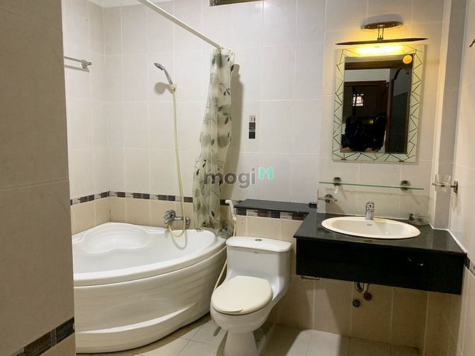 Hình ảnh Tòa nhà Lê Thánh Tôn - khu phố Nhật Bản