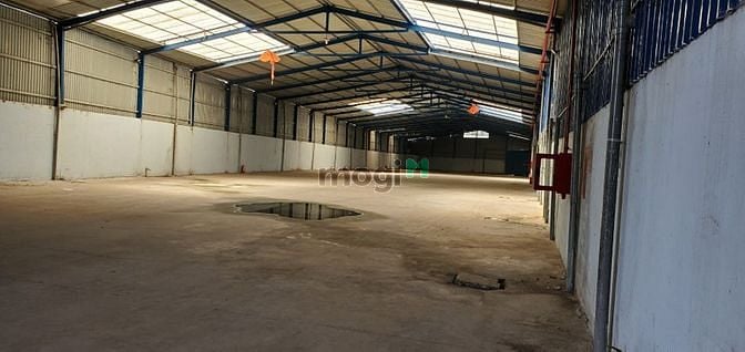 Hình ảnh Cho thuê 2000m2 kho Hồ Văn Long, P. Tân Tạo, Quận Bình Tân.
