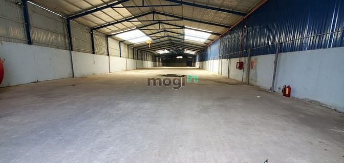 Hình ảnh Cho thuê 2000m2 kho Hồ Văn Long, P. Tân Tạo, Quận Bình Tân.