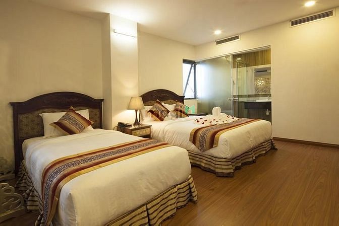 Hình ảnh Khách Sạn - 2500m2 - Quận 7 - 680tr/tháng - Vị Trí Vàng