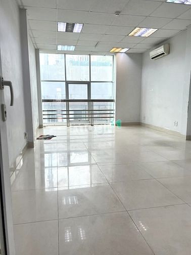 Hình ảnh Cho thuê nhà làm VPCT, CHDV, KTX, 13PN, Quận 3