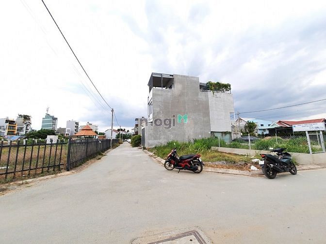 Hình ảnh Bán đất đường Bưng Ông Thoàn quận 9 sổ hồng