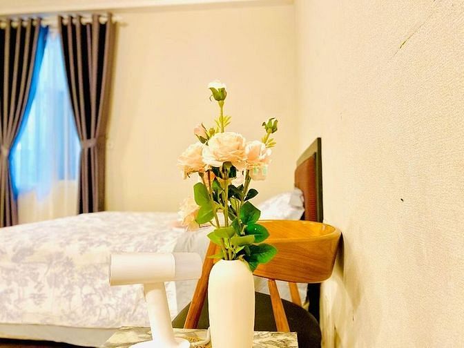 Hình ảnh Căn Hộ cho thuê siêu đẹp gần Cộng Hòa và gần Vòng Xoay Lăng Cha Cả