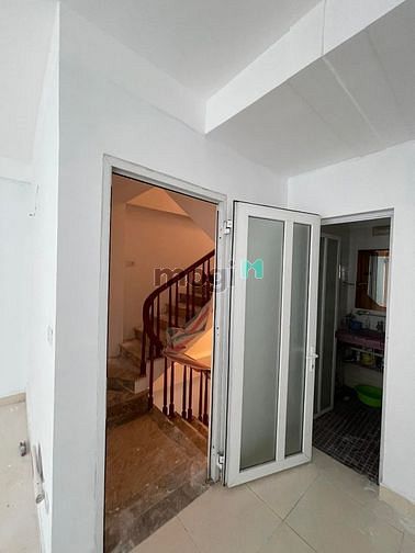 Hình ảnh Bán nhà đẹp Đông Thiên, lô góc, 31m2, 6 tầng, 3.25 tỷ