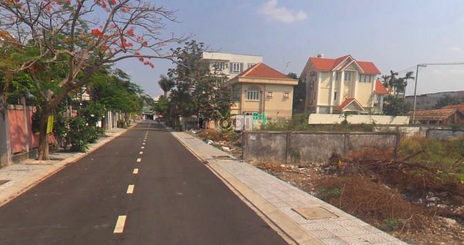 Hình ảnh Cần Bán Gấp 2 Lô Đất Mt Nguyễn Hoàng, Q2 Shr, Dt: 100m2
