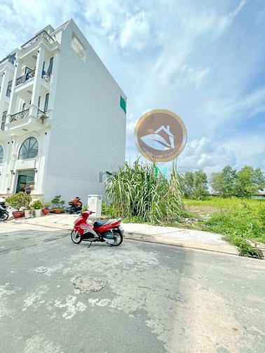 Hình ảnh Bán 3 Lô Đất Liền Kề Đường Nhựa 8M ,Hoàng Quốc Việt ,Q7