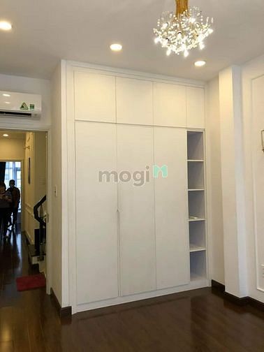 Hình ảnh Đẩy Gấp Nhà Vườn Chuối,Quận 3, 42M2, 2 TỶ 600 BỚT LỘC