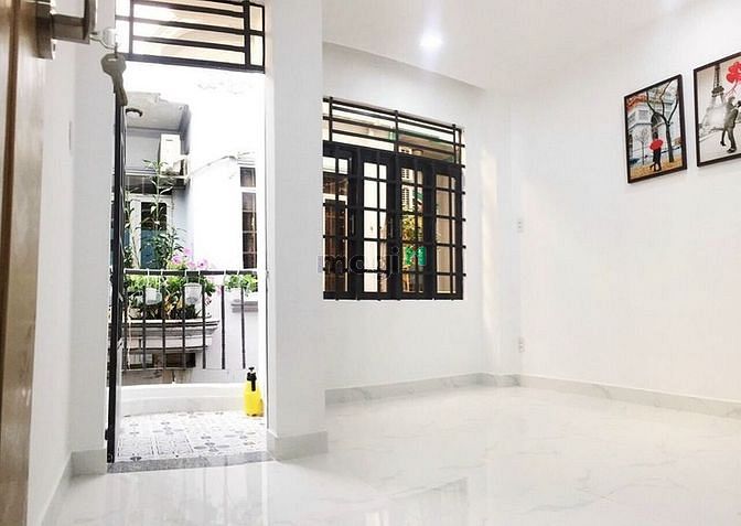 Hình ảnh Bán nhà đường Bùi Minh Trực quận 8
