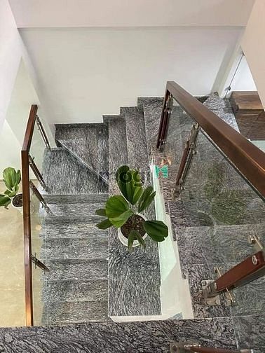 Hình ảnh Nhà đúc 1 mặt tiền Lê Văn Quới có sẵn