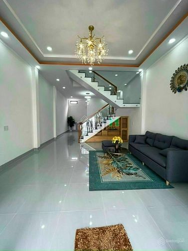 Hình ảnh Kẹt tiền cần bán căn nhà 238m2 giáp ranh TPHCM giá rẻ