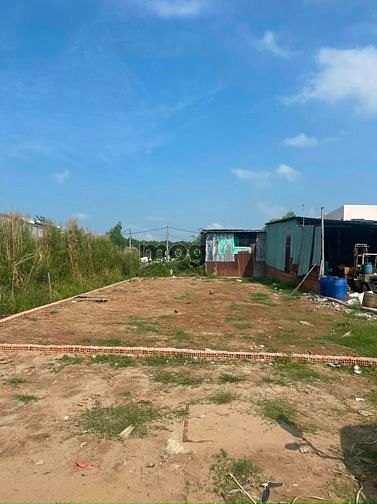 Hình ảnh Chính chủ cần bán đất lương hoà bến lức 850tr