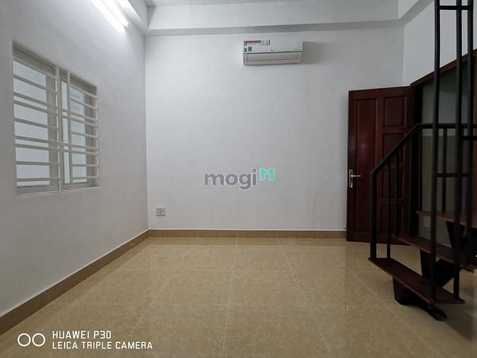 Hình ảnh Q7 Duplex Full nội thất cửa sổ, ban công, Gần Huỳnh Tấn Phát