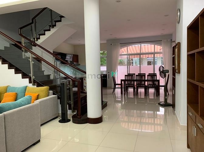 Hình ảnh Cho thuê biệt thự Compound hưng thái full giá 35 triệu