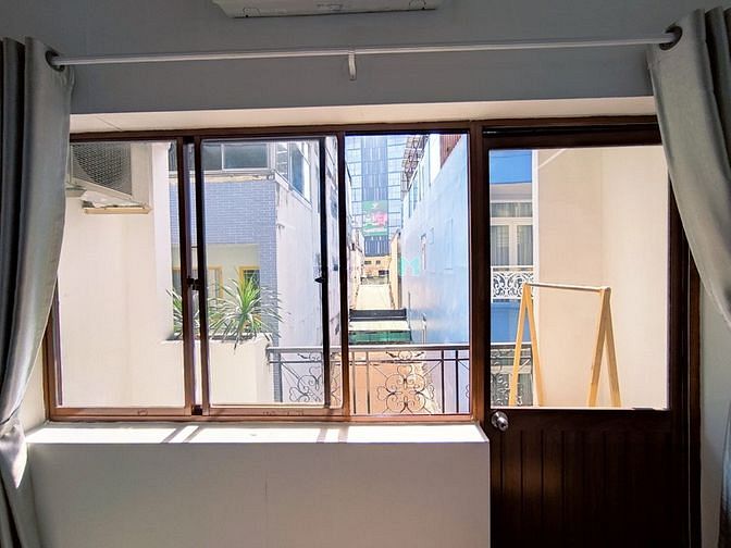 Hình ảnh CHDV - Ban công, Quận 1, đầy đủ nội thất