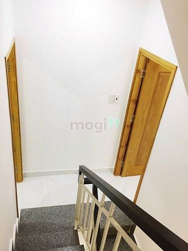 Hình ảnh Bể nợ bán nhà riêng Quận 7 giá rẻ