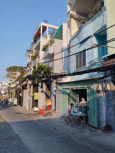 Hình ảnh Miếng Đất Duy Nhất 5 Tỷ 3. Ngang 4,5m. Xe Hơi Vào Nhà. P Tân Phú. Q7