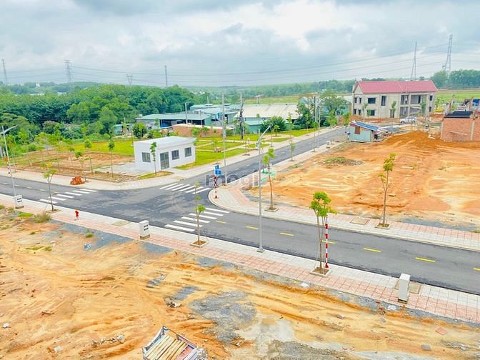 Hình ảnh Bán đất nền khu vực Uyên Hưng Tân Uyên