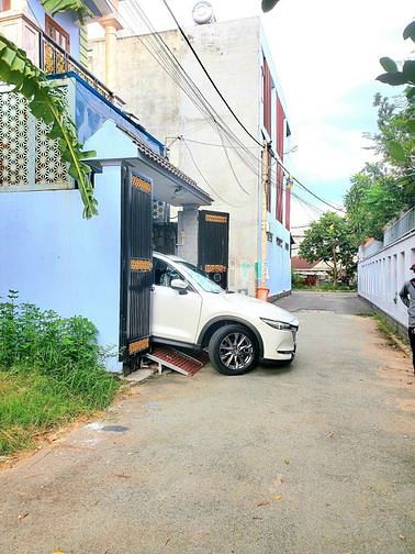 Hình ảnh Bán gấp lô đất 88m2 4mx22m đường xe hơi 5m. Cách chợ Thủ Đức 2km