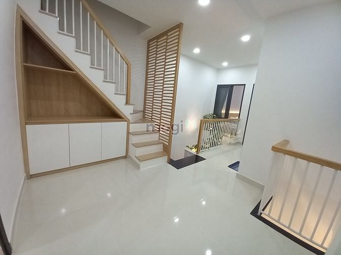 Hình ảnh Bán nhà Trường Thọ Thủ Đức,  64 M2, 1 TRỆT. 2 LẦU, GIÁ 6.39 TỶ.