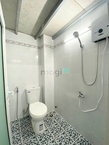 Hình ảnh Phòng có gác, full nội thất, ánh sáng tốt