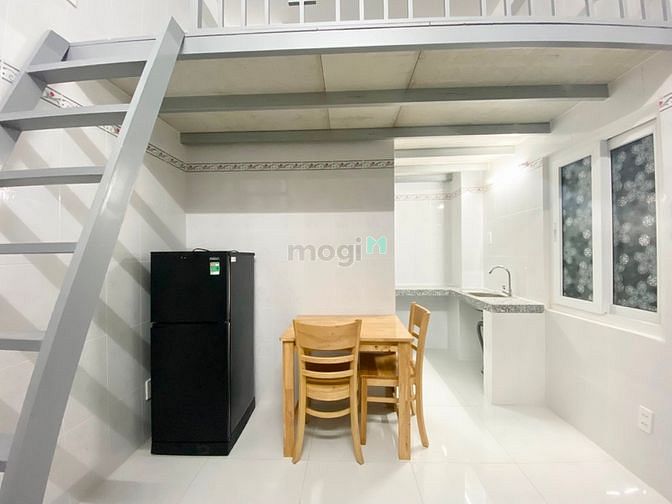 Hình ảnh Phòng có gác, full nội thất, ánh sáng tốt