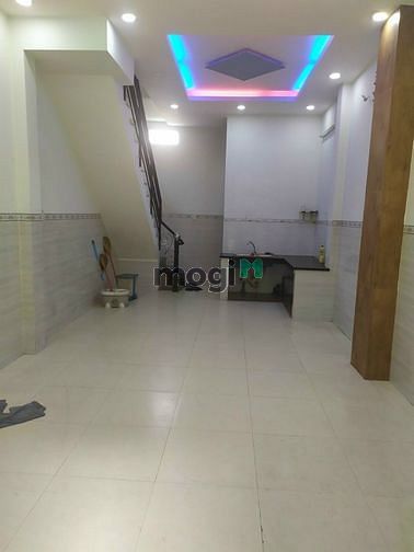 Hình ảnh Nhà [4x11] 2 lầu 4PN, đường Mã Lò