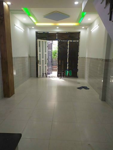 Hình ảnh Nhà [4x11] 2 lầu 4PN, đường Mã Lò