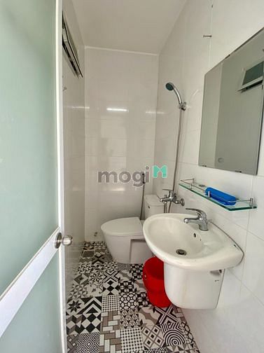 Hình ảnh Căn Hộ Full Nội Thất, Cửa Sổ Lớn Ở Được Ngay