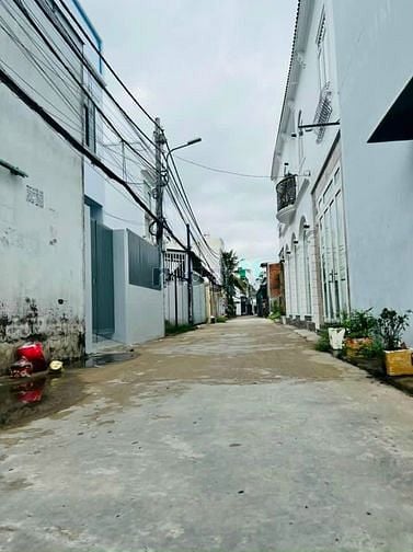 Hình ảnh Bán nền Góc 2 mặt tiền hẻm 115 Cách Mạng Tháng 8 An Thới Giá 1 Tỷ 860